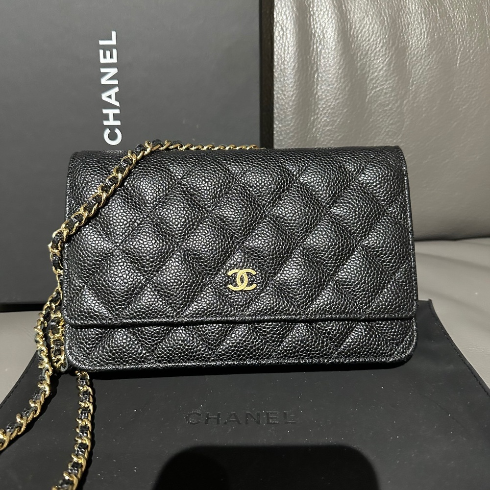 Chanel Wallet on chain